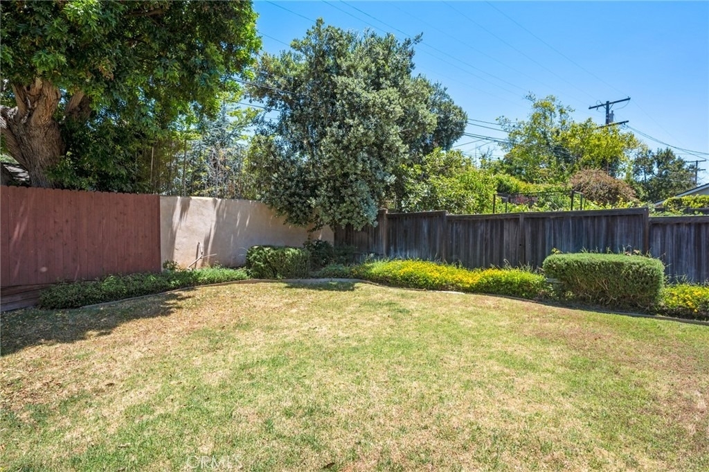 3409 Palos Verdes Drive N - Photo 20