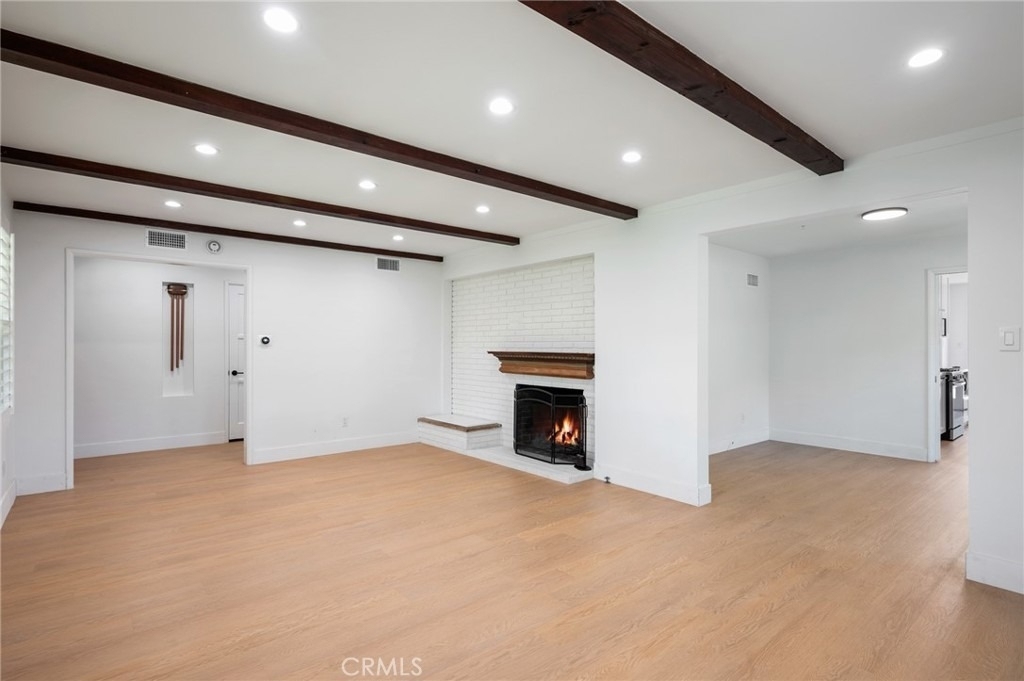 3409 Palos Verdes Drive N - Photo 2