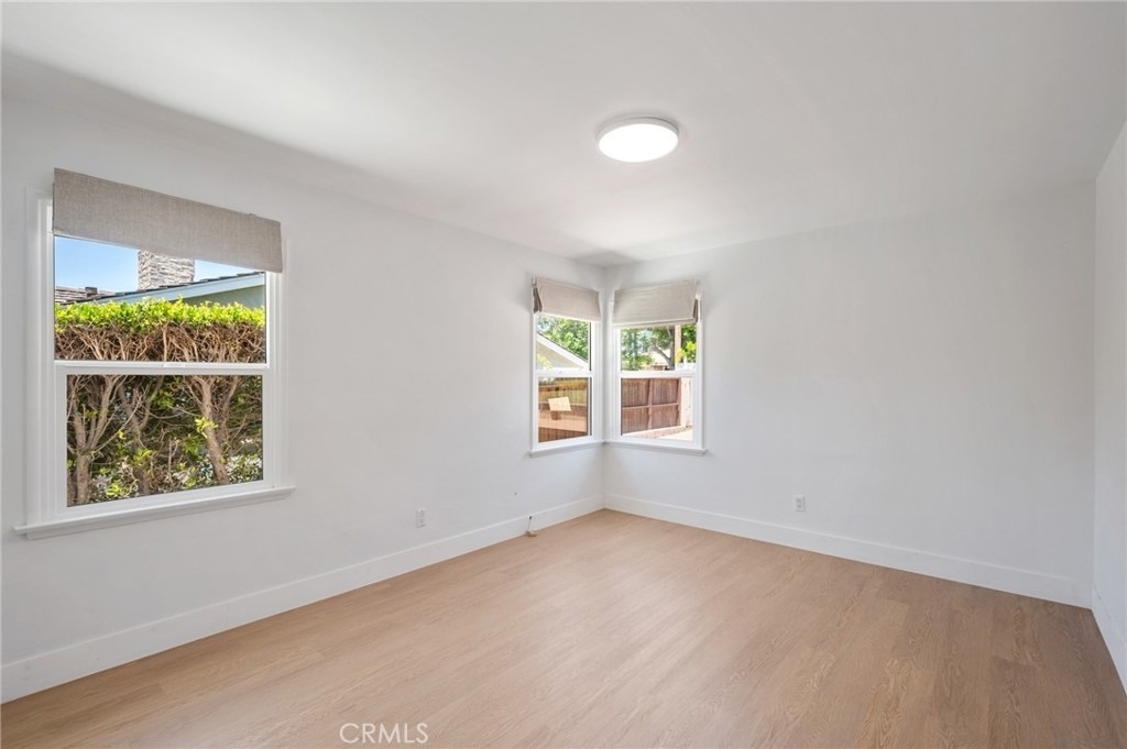 3409 Palos Verdes Drive N - Photo 37