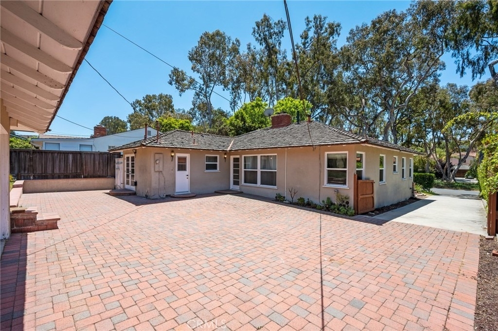 3409 Palos Verdes Drive N - Photo 18