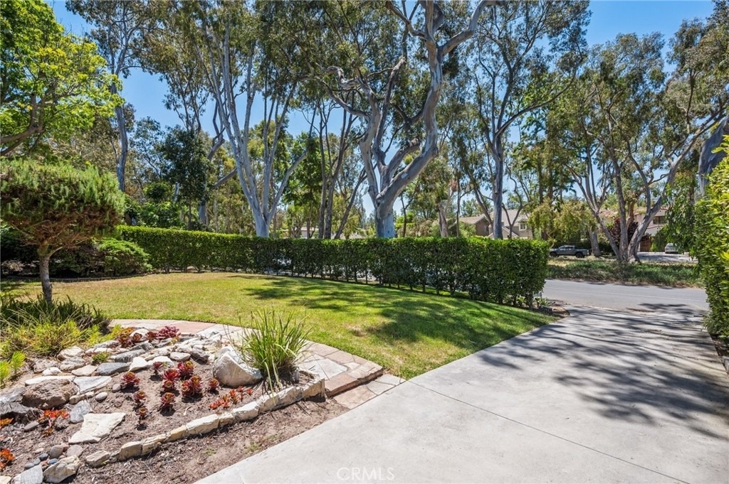 3409 Palos Verdes Drive N - Photo 14