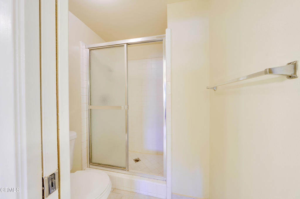 747 E California Boulevard - Photo 16