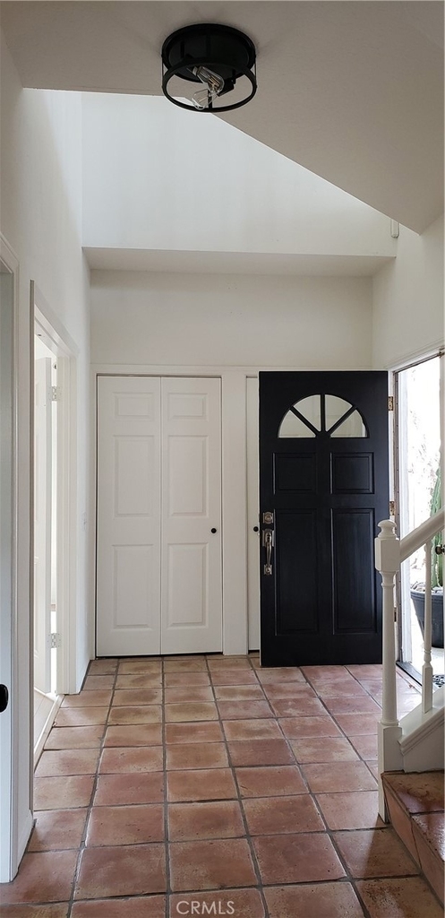 215 Knox Street - Photo 22