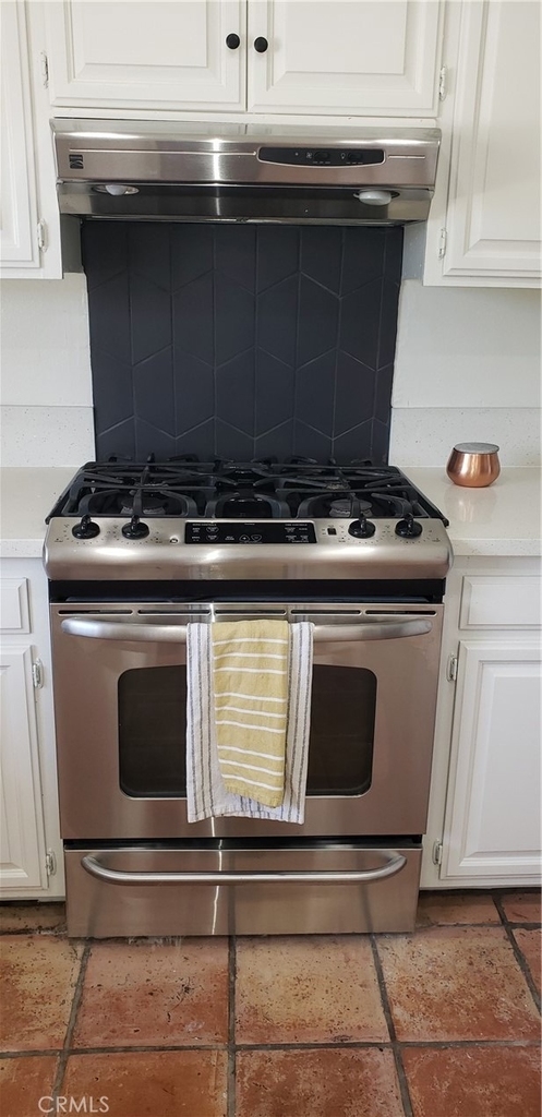 215 Knox Street - Photo 20