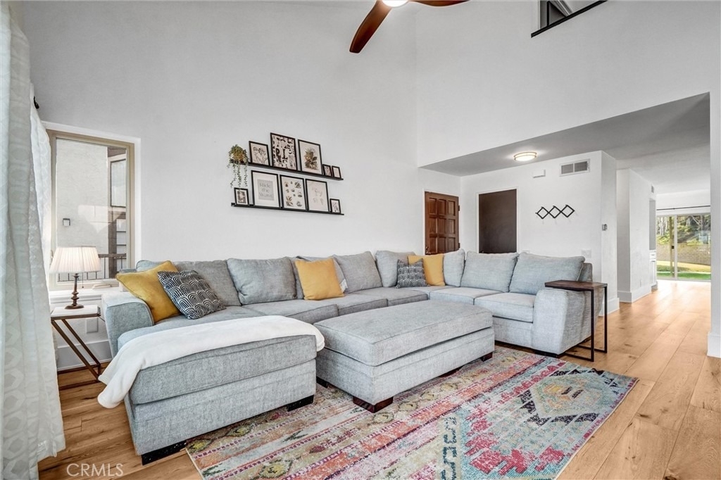 26606 La Roda - Photo 3