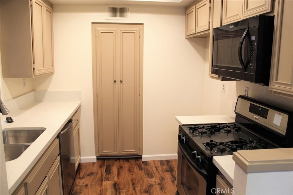 28 Christamon South - Photo 2