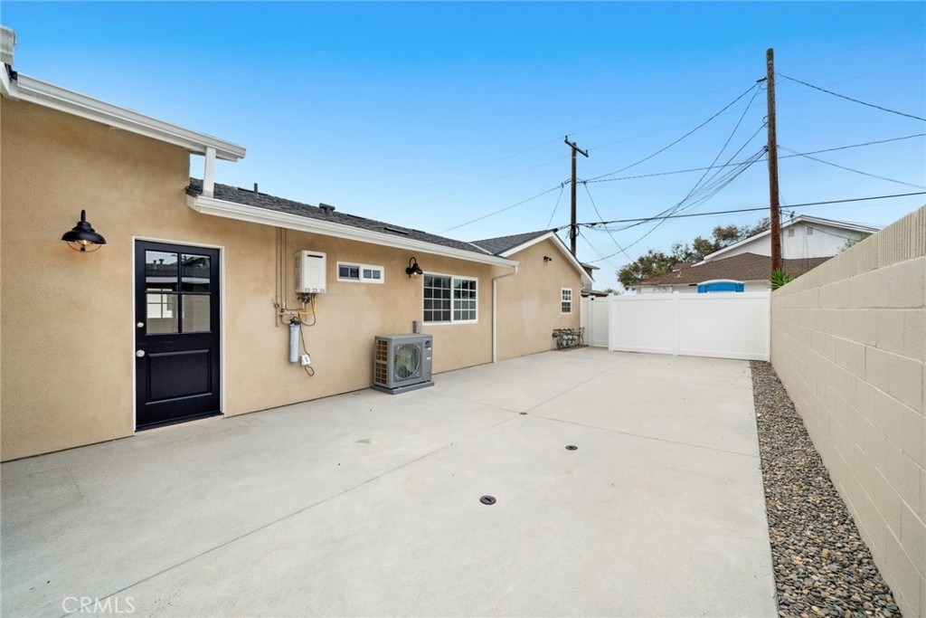 1801 Clay St - Photo 21