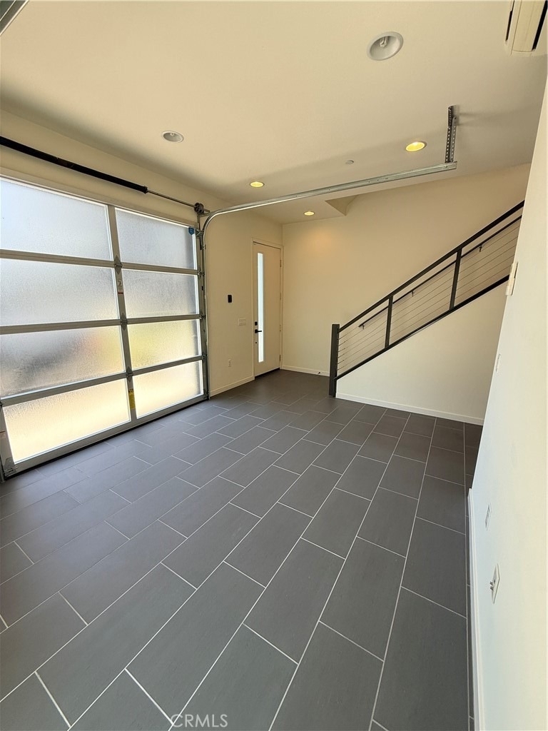 1527 Sullivan Avenue - Photo 7