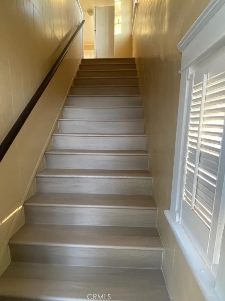 104 W 5th Street - Photo 1