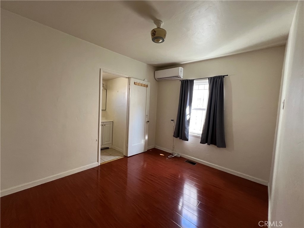 3033 Sherwood - Photo 5