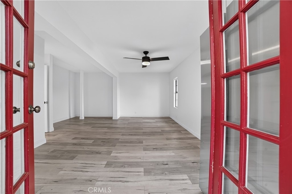 655 W Ontario Avenue - Photo 28