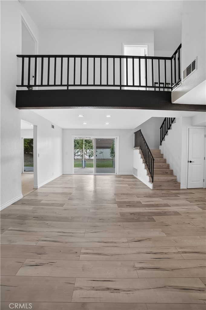 655 W Ontario Avenue - Photo 20