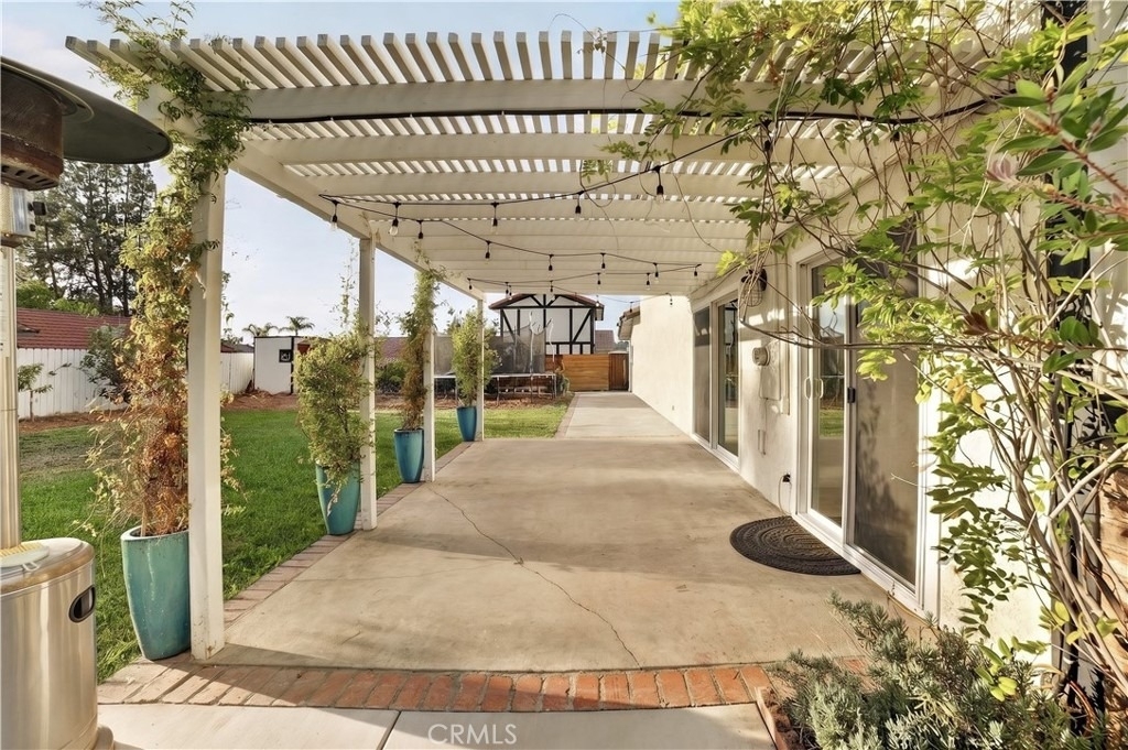 655 W Ontario Avenue - Photo 44