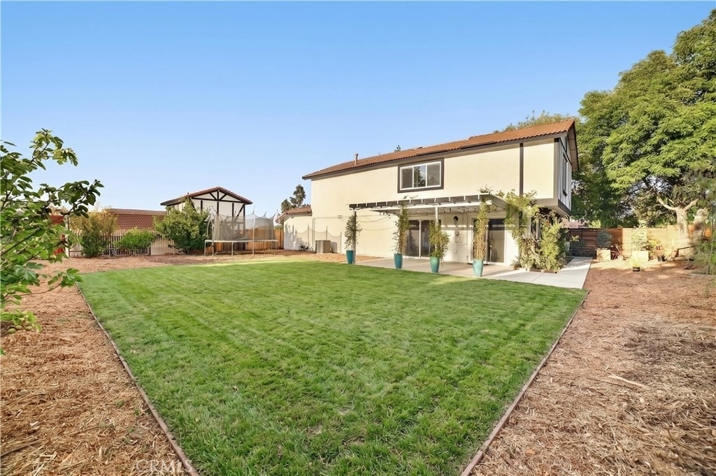 655 W Ontario Avenue - Photo 49