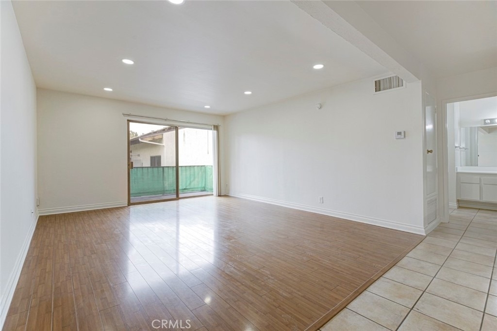 5460 White Oak Ave - Photo 1