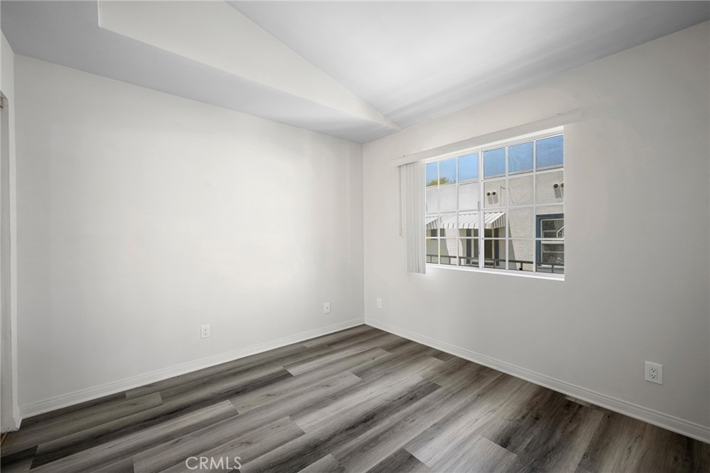 318 N Kenwood Street - Photo 20