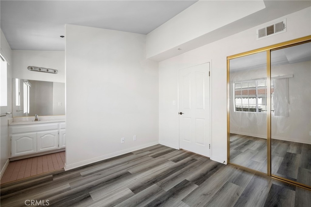 318 N Kenwood Street - Photo 21