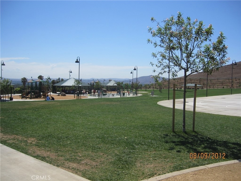 5010 Golden Avenue - Photo 10