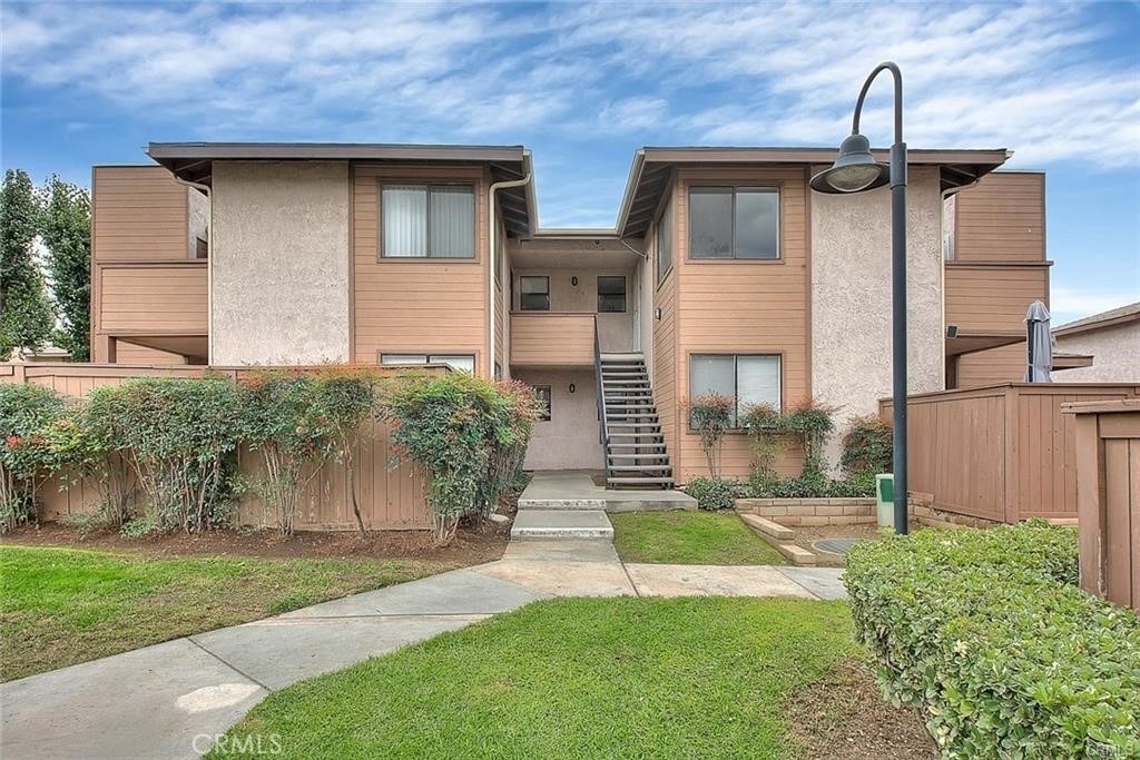 1333 Massachusetts Avenue - Photo 0