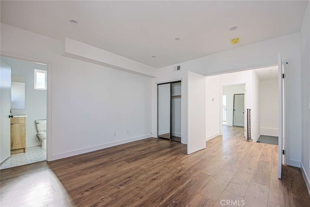 6425 Troost Avenue - Photo 14