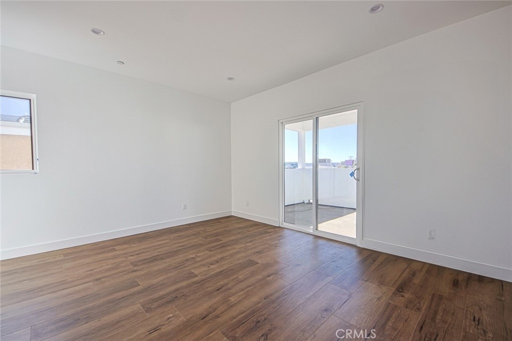 6425 Troost Avenue - Photo 17