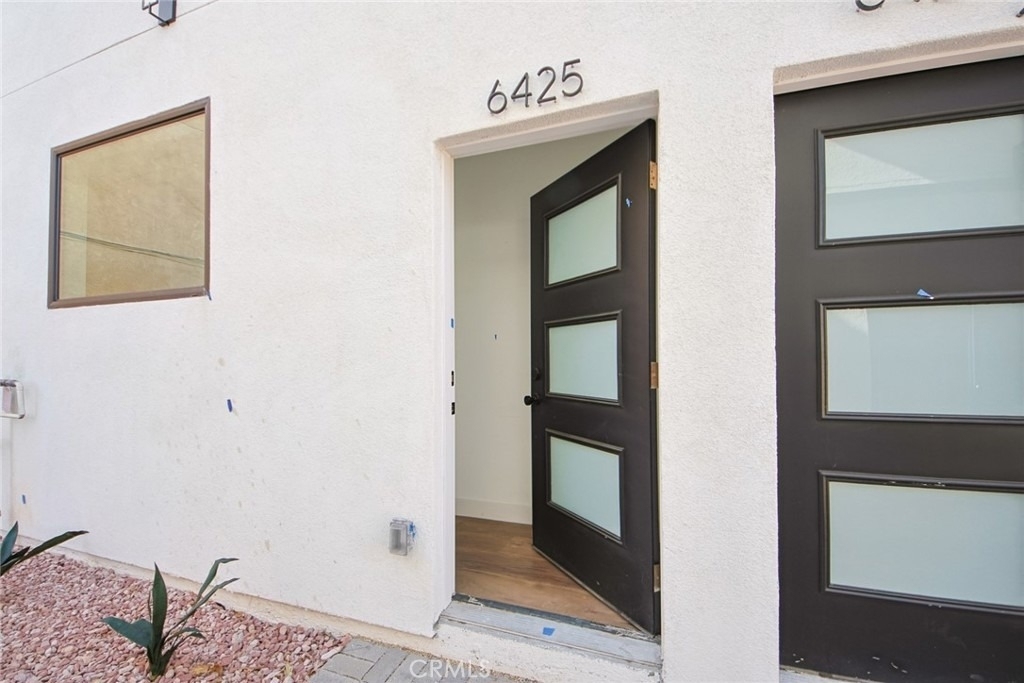 6425 Troost Avenue - Photo 6