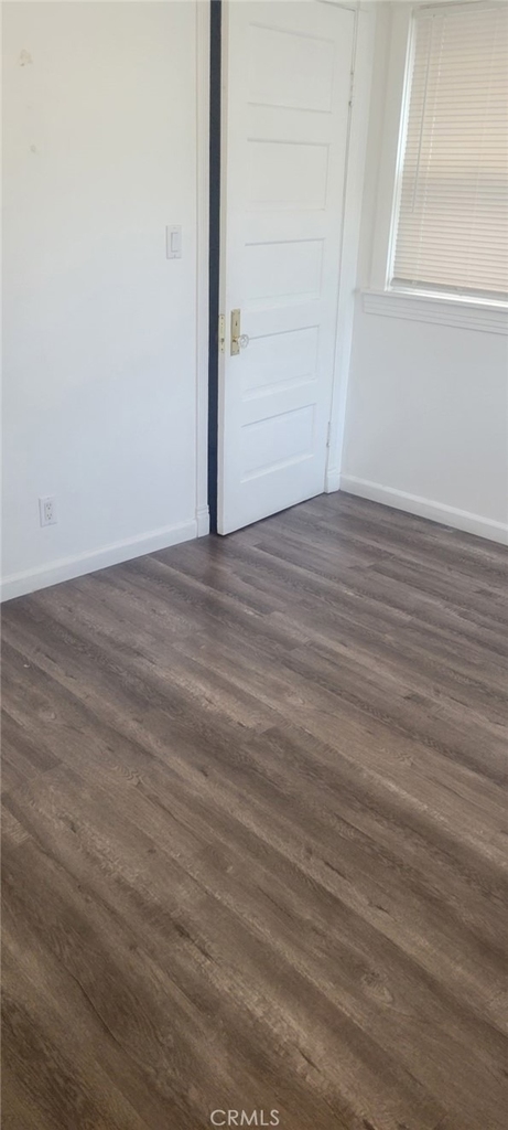 836 W 40th - Photo 23