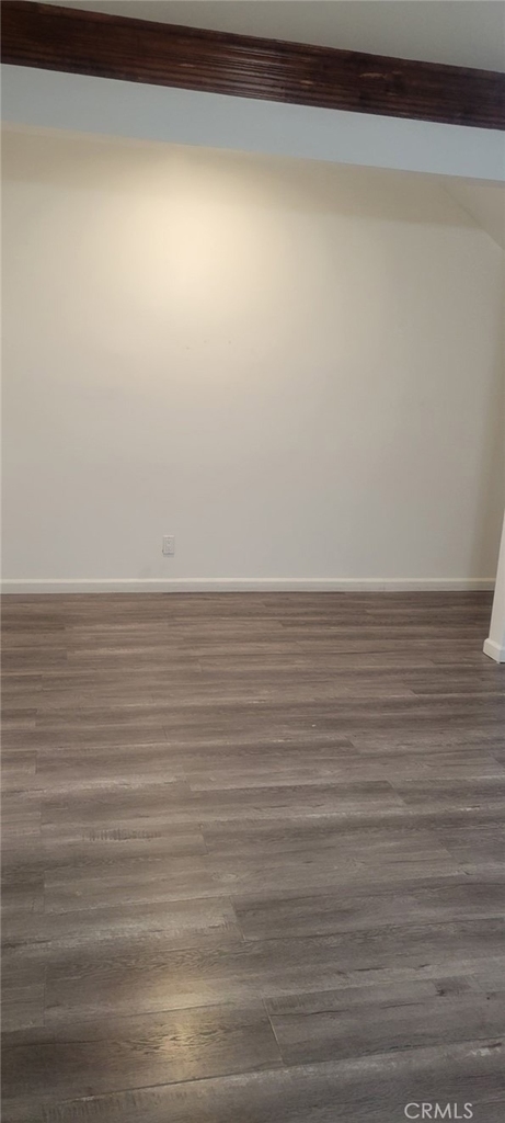 836 W 40th - Photo 8