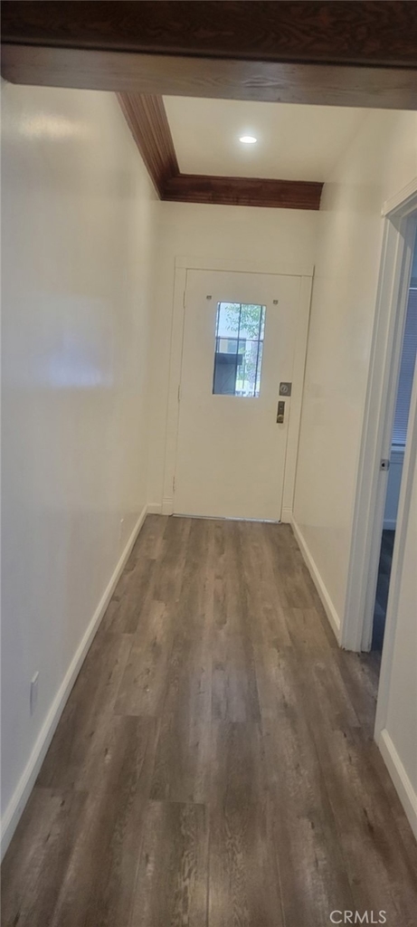 836 W 40th - Photo 6