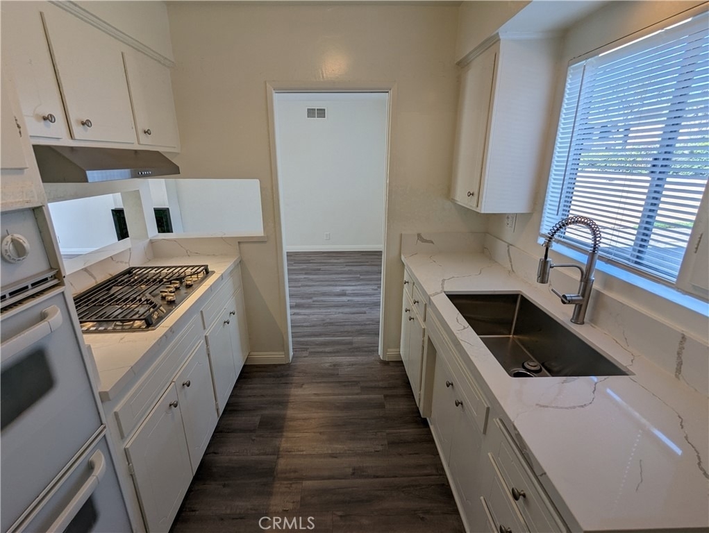 589 Fairview Avenue - Photo 17