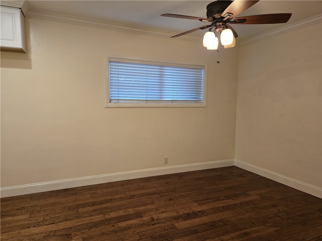 6234 Rowland Avenue - Photo 12