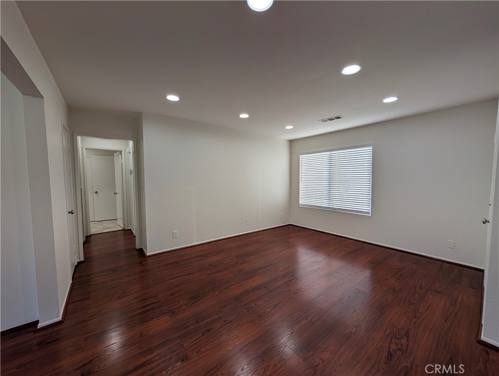 845 W Olive Avenue - Photo 8