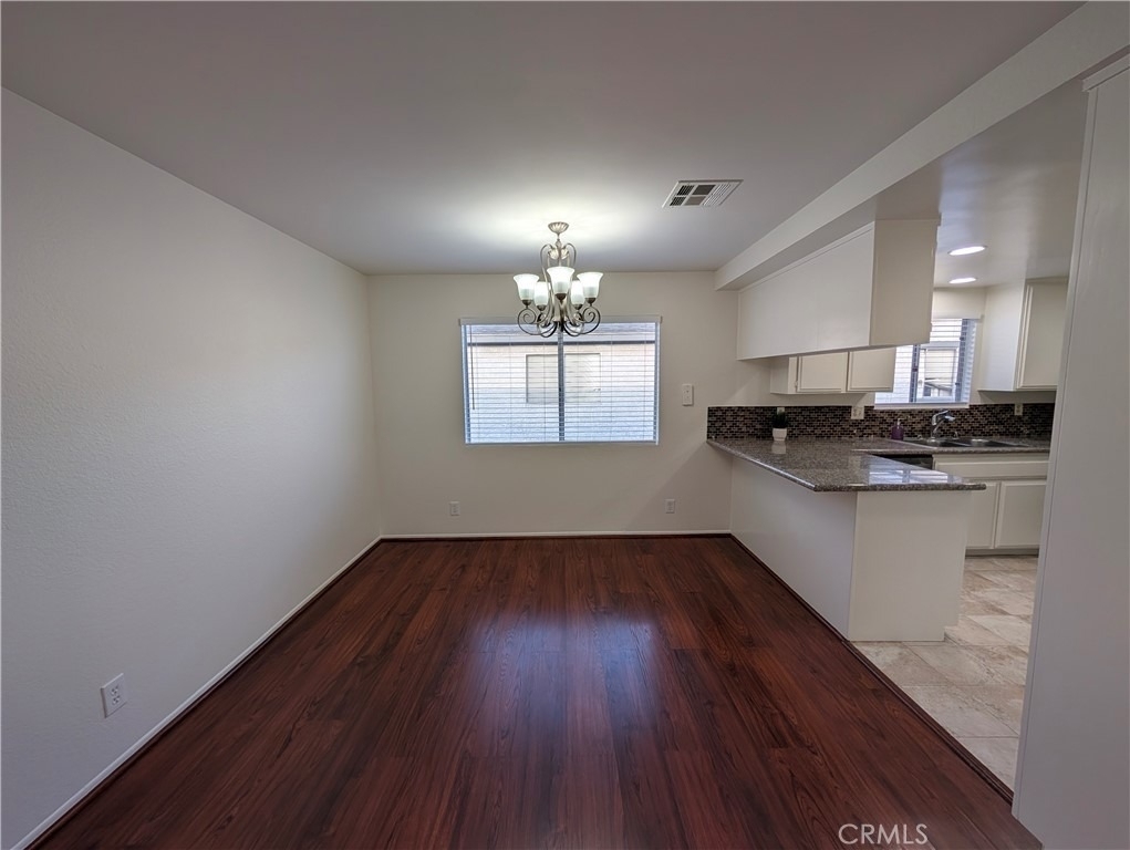 845 W Olive Avenue - Photo 9