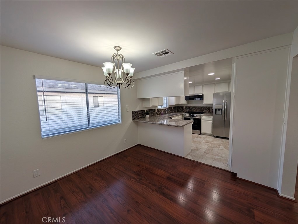 845 W Olive Avenue - Photo 11