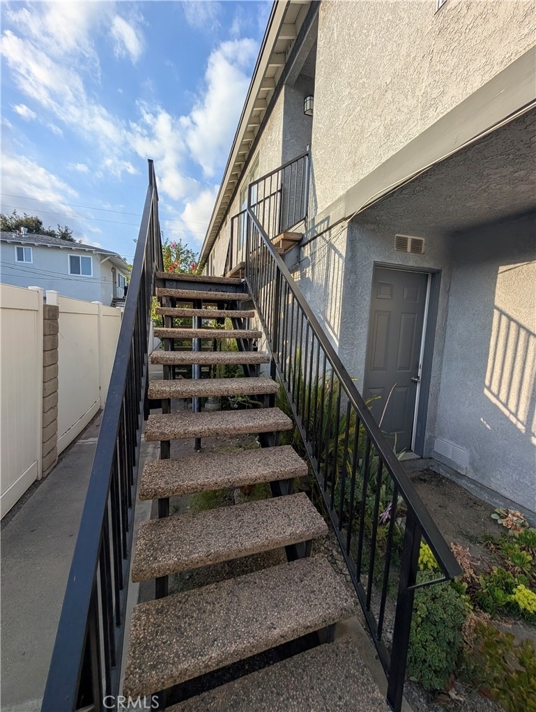 845 W Olive Avenue - Photo 1