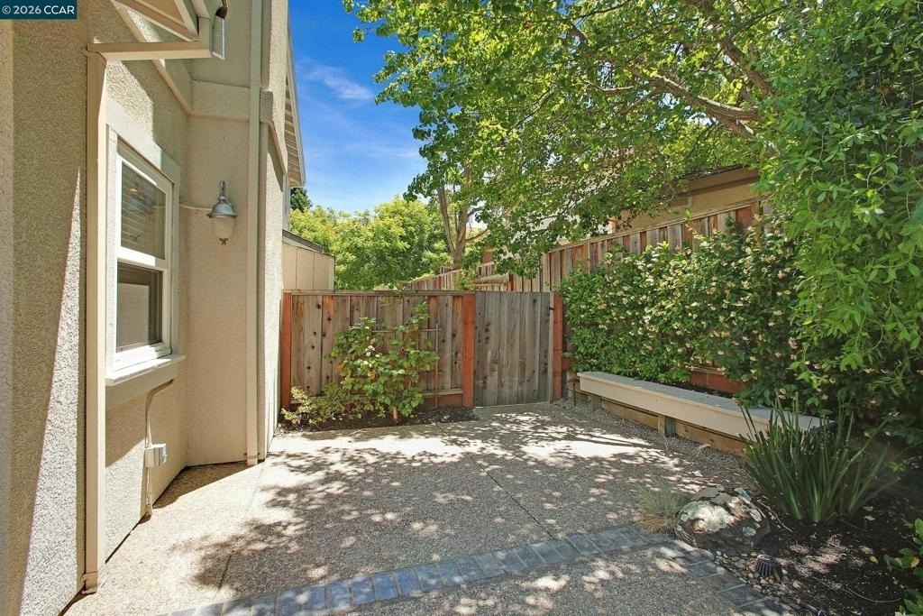 706 Endsliegh Ct - Photo 28