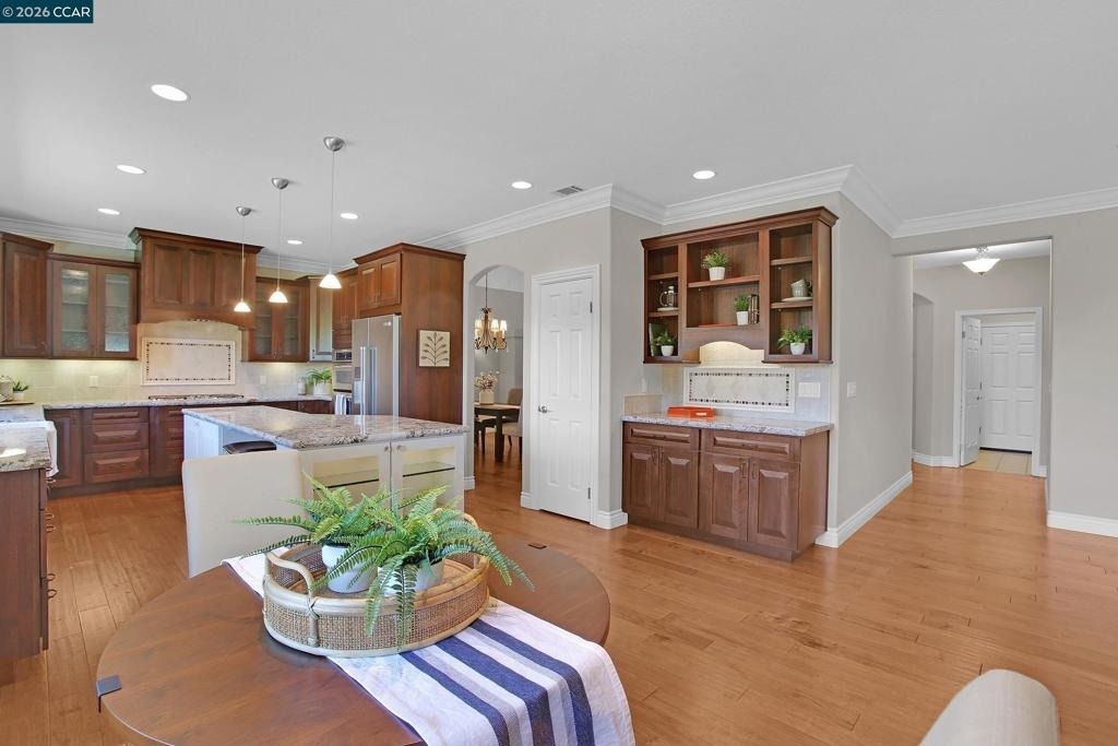 706 Endsliegh Ct - Photo 9
