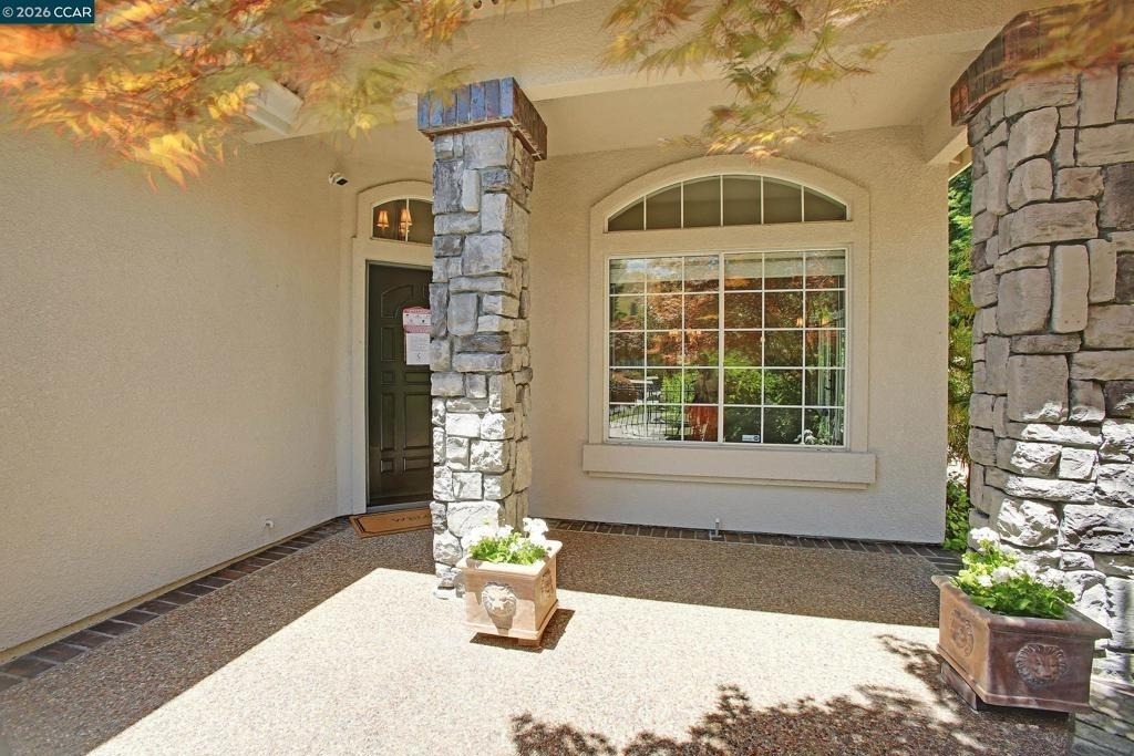 706 Endsliegh Ct - Photo 3