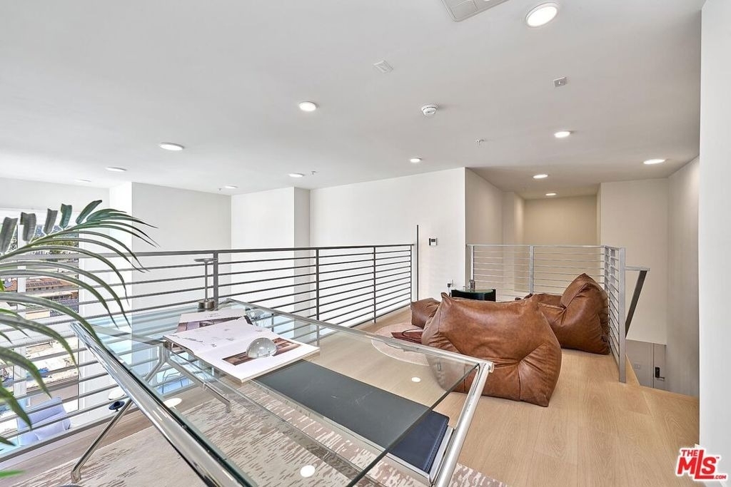 510 S Oxford Avenue - Photo 51