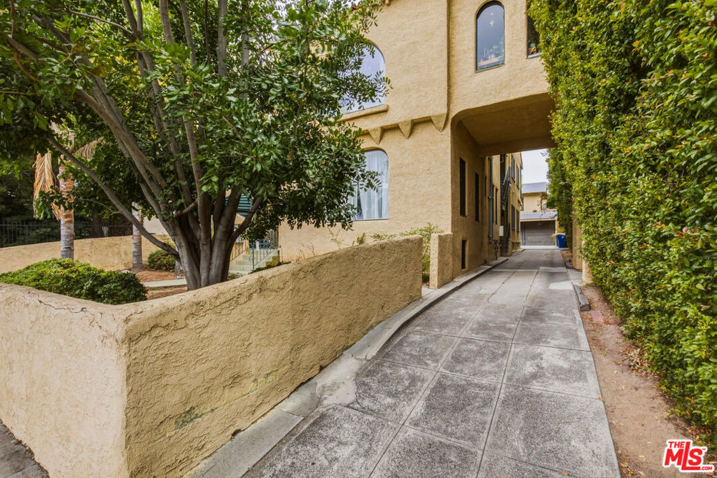 4427 Finley Avenue - Photo 1