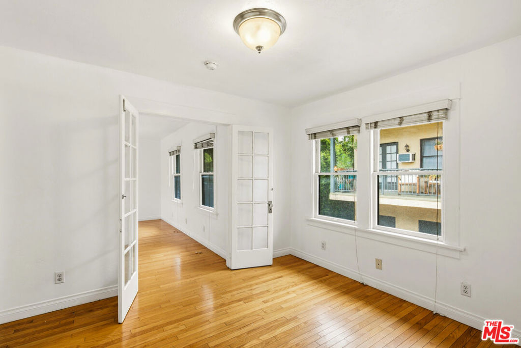 4427 Finley Avenue - Photo 12