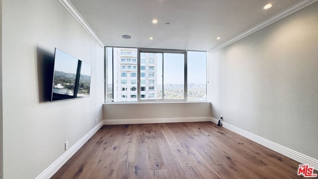 10724 Wilshire Boulevard - Photo 59