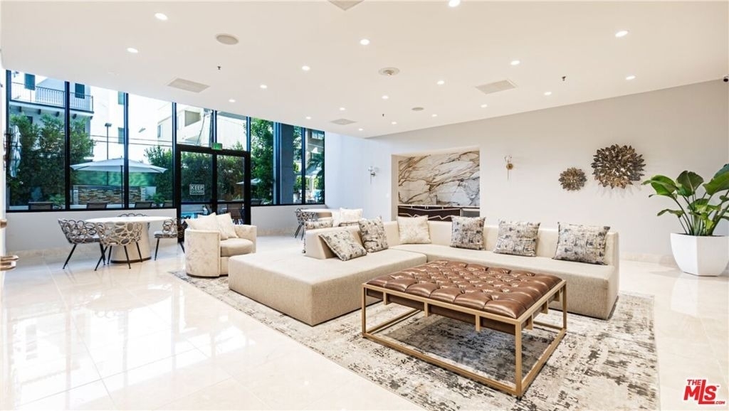 10724 Wilshire Boulevard - Photo 71