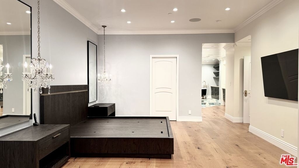 10724 Wilshire Boulevard - Photo 41