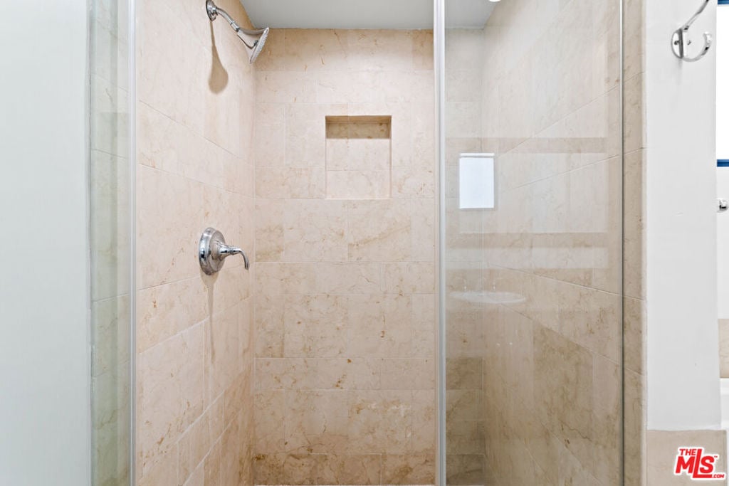 430 Maple Drive - Photo 21