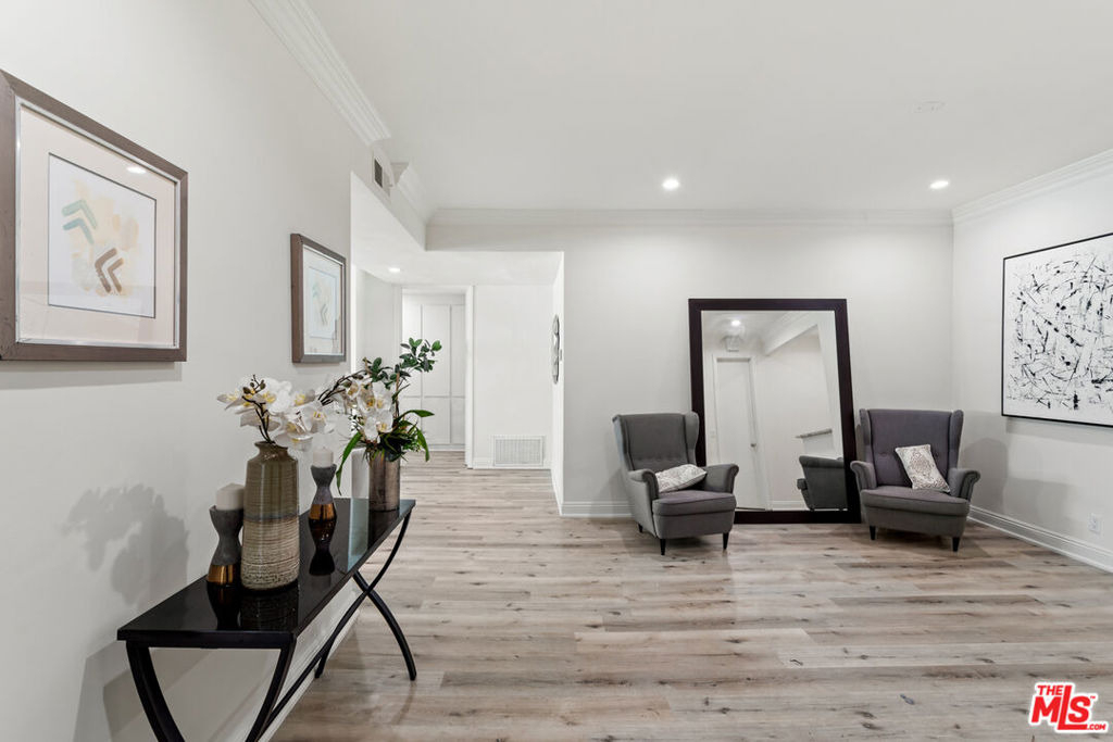430 Maple Drive - Photo 1