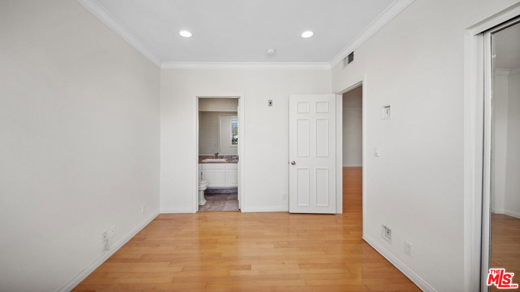 200 N Almont Drive - Photo 21