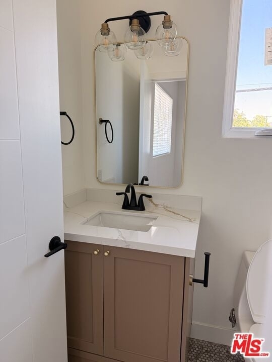 6626 Woodlake Avenue - Photo 9