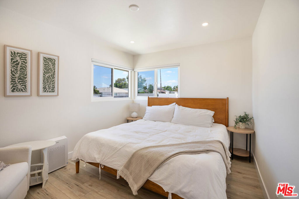 12831 Red Hill Avenue - Photo 28