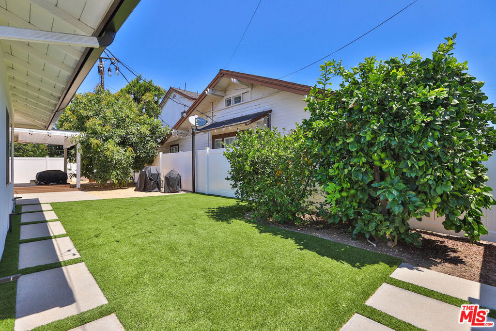 12831 Red Hill Avenue - Photo 44